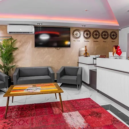 Hotel Mays Royal