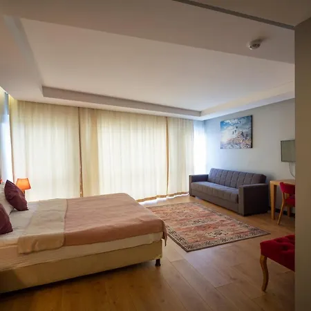Vvr Boutique 4*