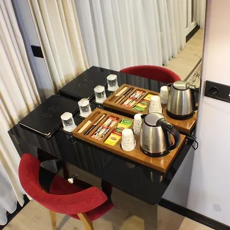 Vvr Boutique Hotel 4*