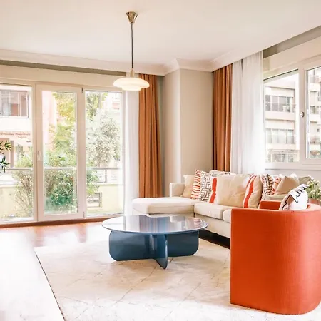 Spacious Flat 3 Min To Coast And Bagdat Avenue * Istanbul
