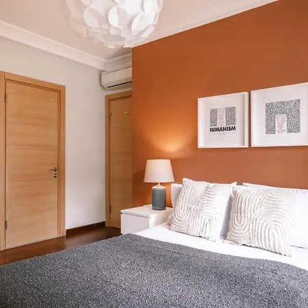 Spacious Flat 3 Min To Coast And Bagdat Avenue Istanbul