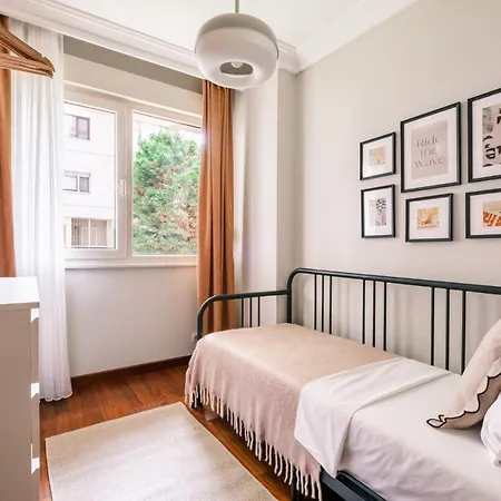 Spacious Flat 3 Min To Coast And Bagdat Avenue Apartment Istanbul
