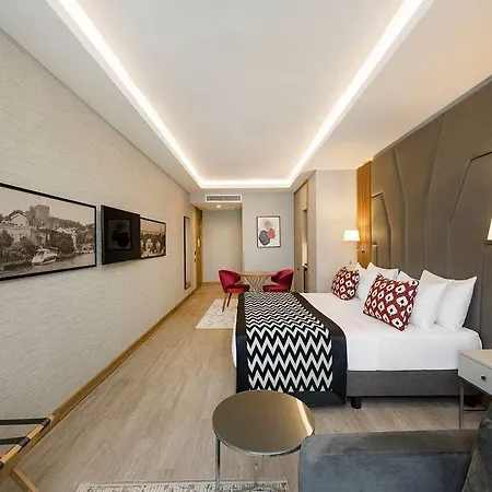 Ramada Encore Sisli *