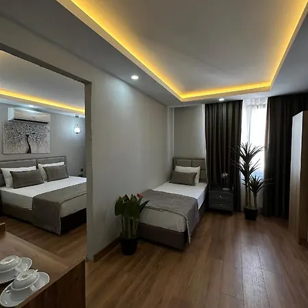 Marista Hotel *