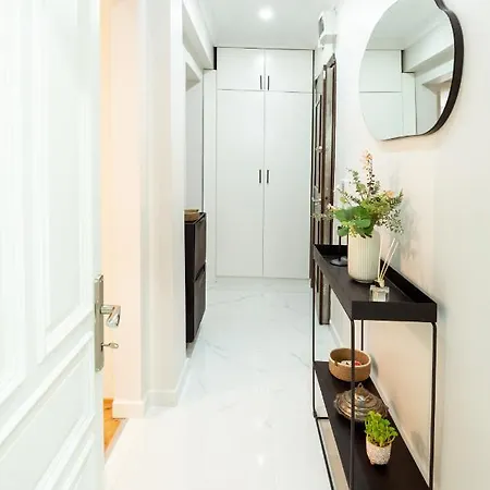 Charming Bagdat Avenue Hideaway, Near Marina Istanbul