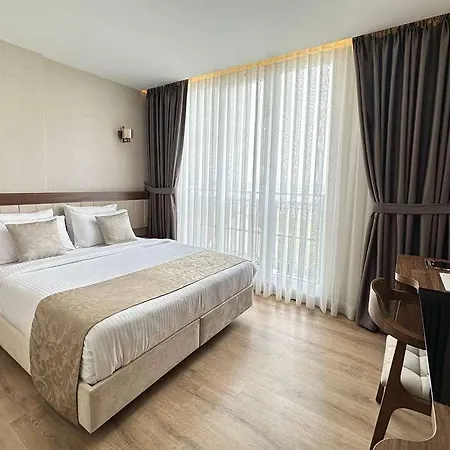 Hotel Operla Airport Hotels, Tm