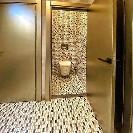 Nomad Karakoey Hostel *