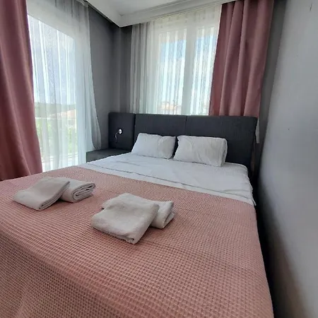 5 Mins To Airport Private Bed & Breakfast Istanbul