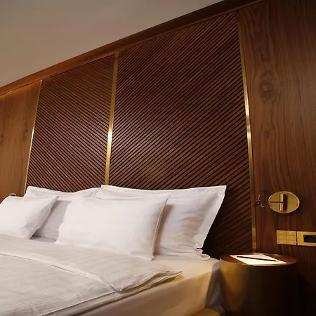 Kate Special Class & Hotel 4*