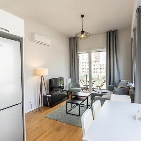 Apartament Near Airport Metro 1-bdr Wi-fipoolgym *