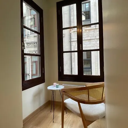 K&y In Taksim Istiklal Street * Istanbul