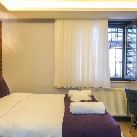 Aparthotel Yellow Mansion