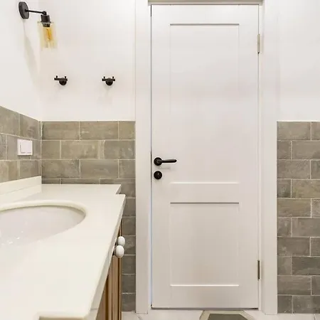 4 Bedroom Spacious In Nisantasi