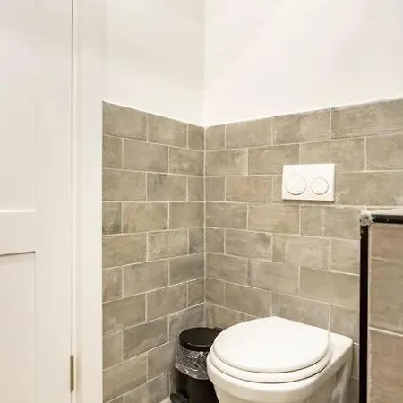 4 Bedroom Spacious In Nisantasi *