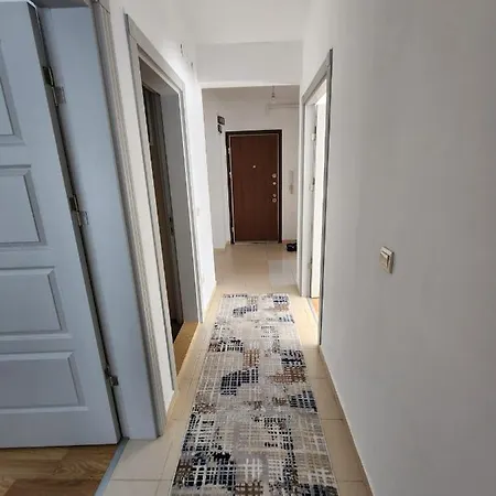 Basaksehir Aile Icin Uygun Ortamda Kiralik Daire
