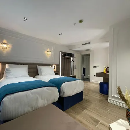 Mona Bosphorus Hotel 4*