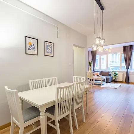 Central Flat Near Top Attractions In Nisantasi