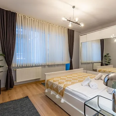 Central Flat Near Top Attractions In Nisantasi * Istanbul