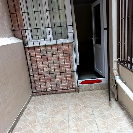 Au Sous Sol Apartman