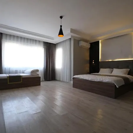 Hotel Cevvo *