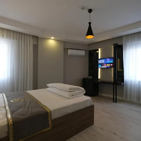 Cevvo Hotel *