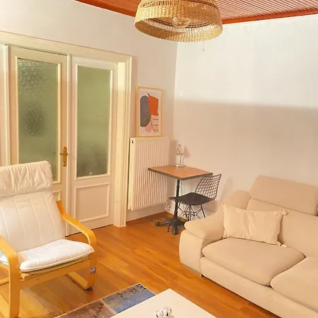 Stylish 2 Bedrooms 1 Lounge Flat In Kadikoey Apartment Istanbul