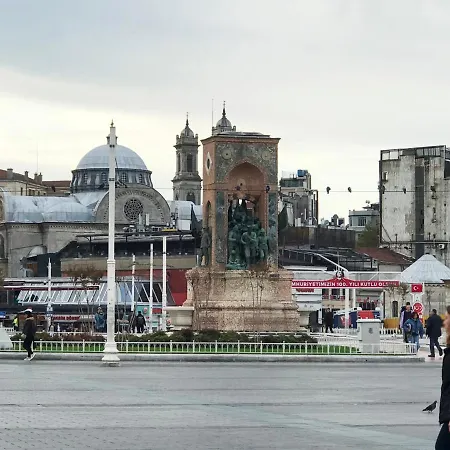 Apartment My Fabulous Trendy In Taksim Square Istanbul