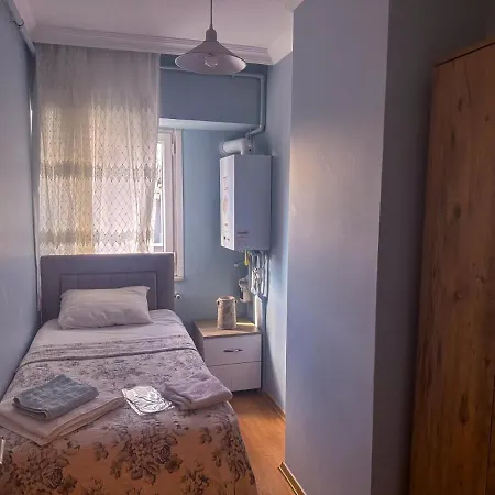 Apartament Zeki Bey *