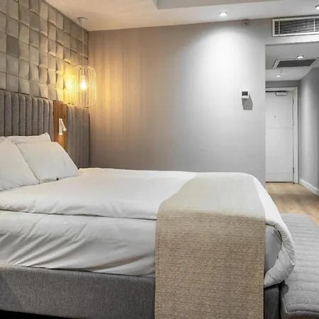 Sundance 5*