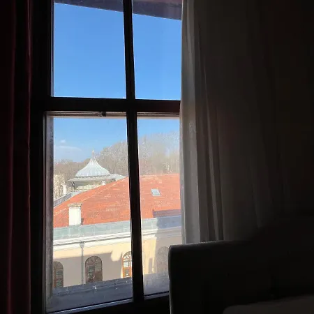 Le Safran 3* Стамбул