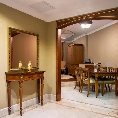 The Central Palace Taksim Hotel 4*