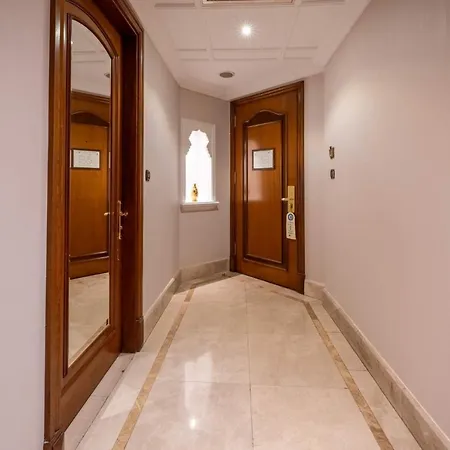 The Central Palace Taksim Hotel 4*