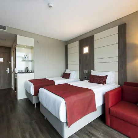 Hotel Ramada Encore Bayrampasa 4*