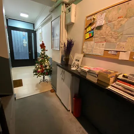 Hub Flats Hotel 4*