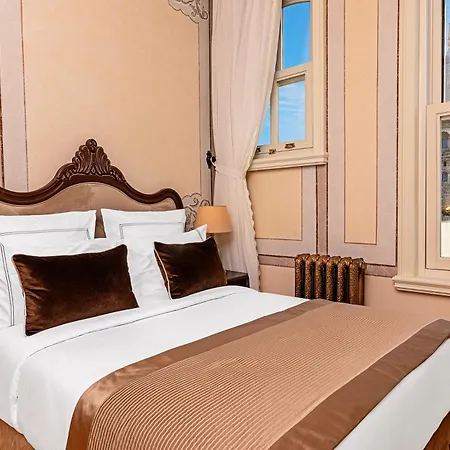 Hotel Meroddi Barnathan *