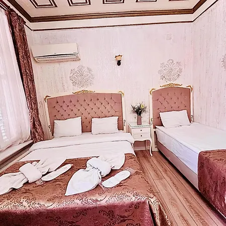 Aparthotel Alhambra