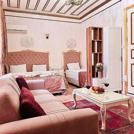 Alhambra Aparthotel
