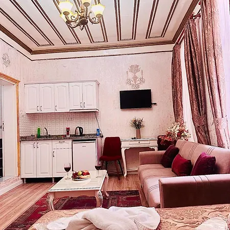 Alhambra 3*