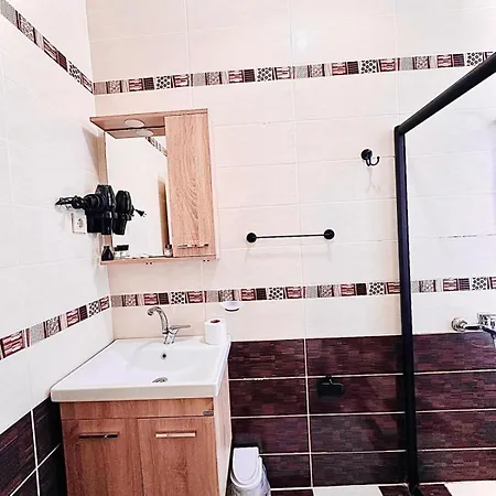 Aparthotel Alhambra
