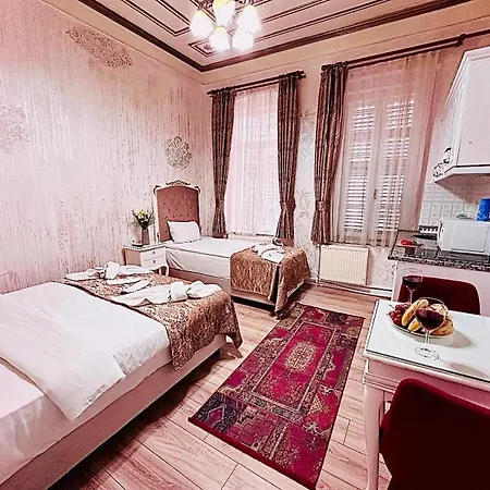 Aparthotel Alhambra