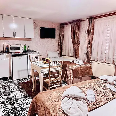 Aparthotel Alhambra
