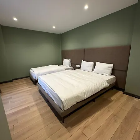Heaven Inn Airport Hotel 3*