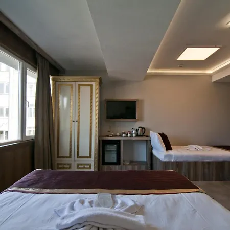 Vali Hotel