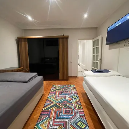 Taksim Square 2plus1 Big Flat On The Center With 2 Bathroom Apartment