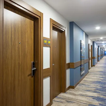 Hampton By Hilton Airport, Arnavutkoy Istanbul