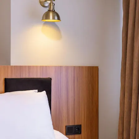 Hotel Ongalata *