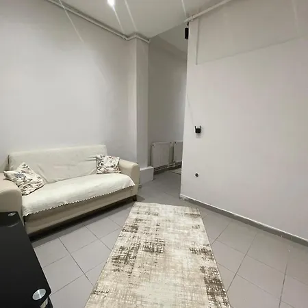 Taksim Square 2plus1 Big Flat On The Center With 2 Bathroom Apartment