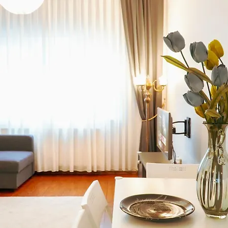 Duplex Gem Near Taksim & Galata Port Holiday home *