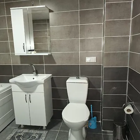 White Crown Ve Yaşam Merkezi *