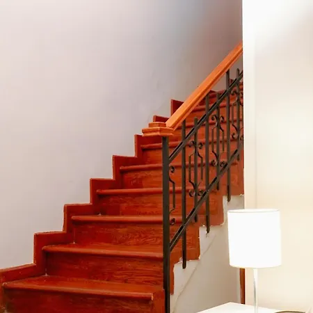 Duplex Gem Near Taksim & Galata Port Holiday home Istanbul